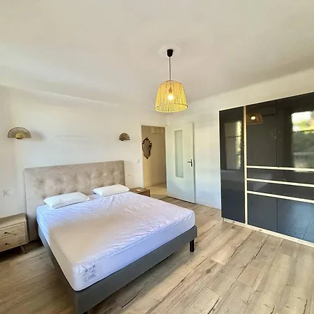 2 Pieces Proche Centre-ville & Plage, Climatise, Parking Inclus - Fr-1-61-645 * Ajaccio (Corsica)