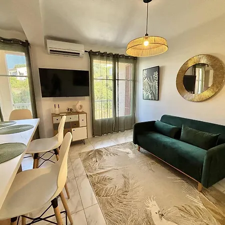 Apartamento 2 Pieces Proche Centre-ville & Plage, Climatise, Parking Inclus - Fr-1-61-645 *